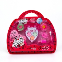 Набор косметики для девочки «Клубничка и аксессуары» Набор косметики для девочки «Клубничка и аксессуары»