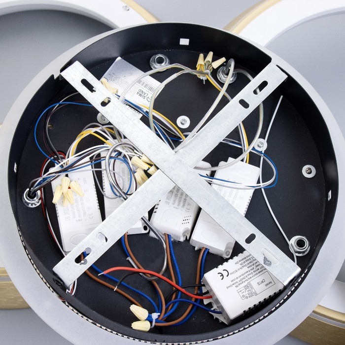 Люстра с ПДУ Люстра с ПДУ "Анелло" 3хLED 3000-6000К 184Вт черно-золотой 85х78х21 см BayerLux