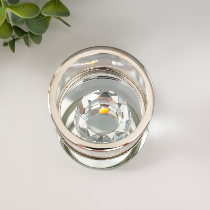 Подсвечник стекло на 1 свечу Подсвечник стекло на 1 свечу "Стаканчик на кристалле" прозрачный 11х7х7 см