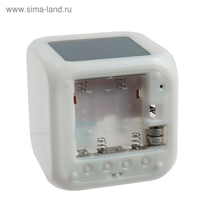 Часы - будильник Luazon LB-03, дата, температура, белый Часы - будильник Luazon LB-03, дата, температура, белый