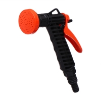 Пистолет-распылитель, под шланги 1/2" (12 мм) − 3/4" (19 мм), пластик, «Жук» Пистолет-распылитель, под шланги 1/2" (12 мм) − 3/4" (19 мм), пластик, «Жук»