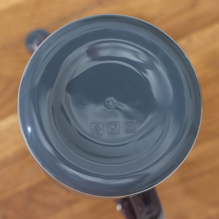 Кувшин для воды, с мерной шкалой, 700 мл, 15×9×20,5 см, цвет фиолетовый Кувшин для воды, с мерной шкалой, 700 мл, 15×9×20,5 см, цвет фиолетовый