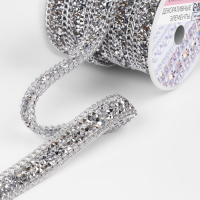 Стразы и цепочка термоклеевые, ширина - 15 мм, 4,5 &plusmn; 0,5 м, цвет серебряный