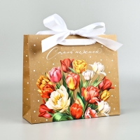 Пакет ламинированный с лентой «Самой нежной», M 30 × 9 × 26 см Пакет ламинированный с лентой «Самой нежной», M 30 × 9 × 26 см