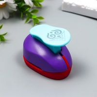 Дырокол фигурный для углов "Букет" вырубка 2,5 см 8х8 см Дырокол фигурный для углов "Букет" вырубка 2,5 см 8х8 см