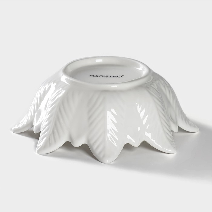 Салатник фарфоровый Magistro «Цветочек Бланш», 200 мл, d=13,5 см, цвет белый Салатник фарфоровый Magistro «Цветочек Бланш», 200 мл, d=13,5 см, цвет белый