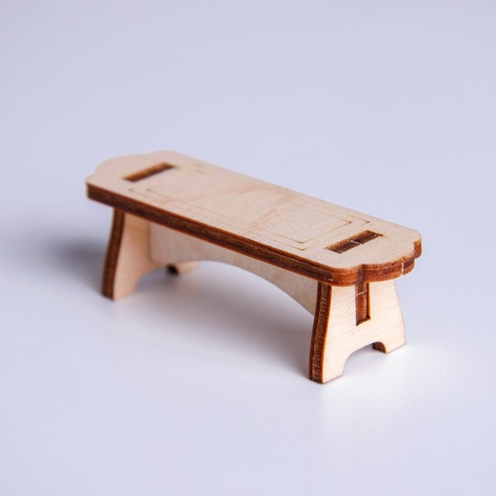 Деревянная мебель для кукол &laquo;Кровать с лавочкой&raquo;