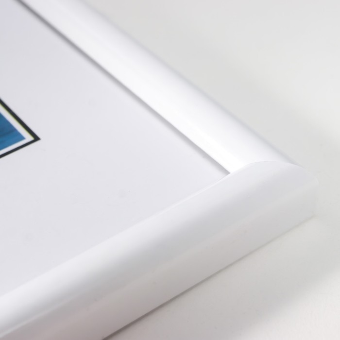 Фоторамка пластик Фоторамка пластик "Радуга" 21х30 см, белый