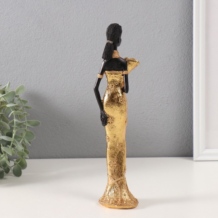 Сувенир полистоун "Африканка Зэмба в золотом платье, с букетом" 5х6х26 см