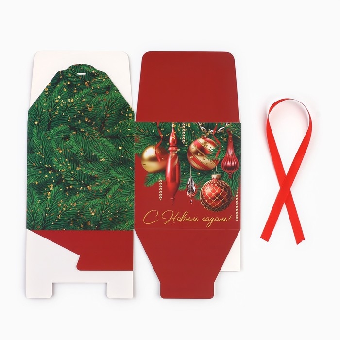 Коробка подарочная новогодняя складная &laquo;Новогодняя классика&raquo;, 18 х 18 х 18 см, Новый год