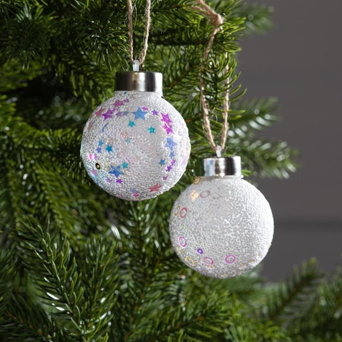 Набор ёлочных шаров «Снежные» 2 шт., батарейки, 1 LED, свечение RGB Набор ёлочных шаров «Снежные» 2 шт., батарейки, 1 LED, свечение RGB