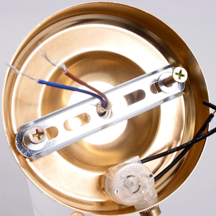 Бра 2017/1GD E27 60Вт золото 15х11х17 см Бра 2017/1GD E27 60Вт золото 15х11х17 см