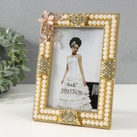 Фоторамка 3083 10х15 см "Жемчуг" пластик, цв. золото Фоторамка 3083 10х15 см "Жемчуг" пластик, цв. золото