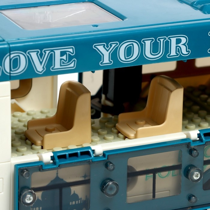 Конструктор винтовой &laquo;Автобус&raquo;, свет, звук, инерция, 42 детали