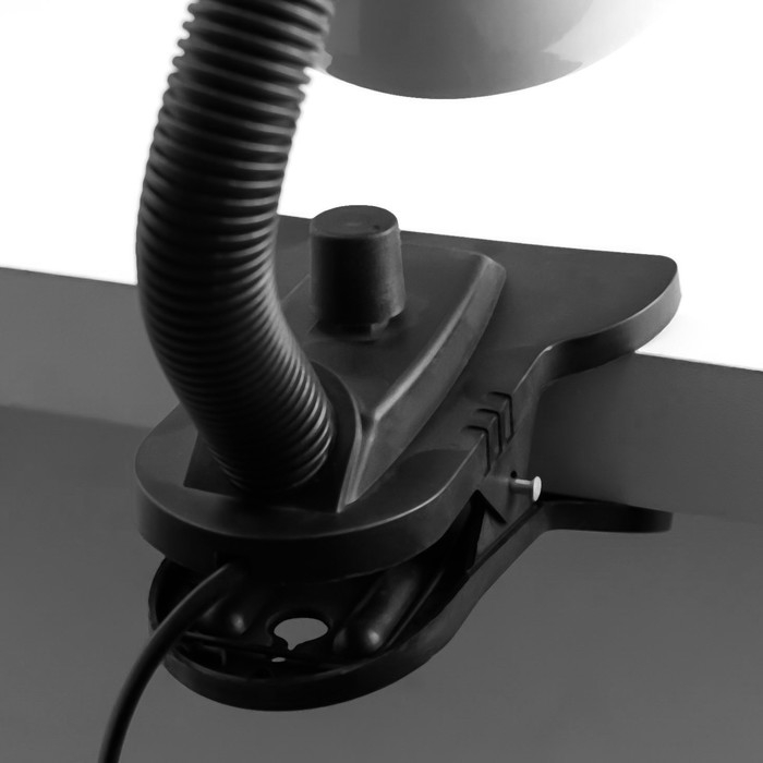 Лампа настольная Е27, с выкл. на зажиме (220В) белая 26х13х11 RISALUX