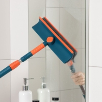 Щётка для окон Raccoon, телескопическая ручка 68(102) см, насадка из микрофибры 28×7 см, цвет МИКС Щётка для окон Raccoon, телескопическая ручка 68(102) см, насадка из микрофибры 28×7 см, цвет МИКС