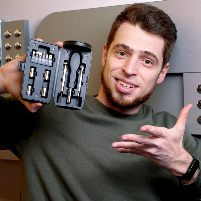 Набор инструментов в банке &laquo;Мужик может всё&raquo;, 13 предметов