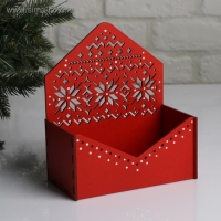 Кашпо деревянное, 16.5&times;9.3&times;19.5 см "Новогоднее. Конверт Норвежский", красный