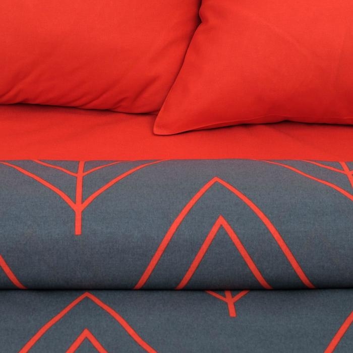 Постельное бельё "Этель" евро Коралловый лепесток 200х217 см, 240*220 см, 70х70 см - 2 шт., поплин 125 г/м&sup2;