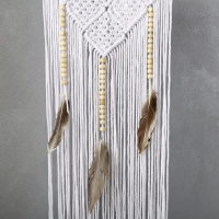 Ловец снов "Вязаные треугольники" белый 63х43 см Ловец снов "Вязаные треугольники" белый 63х43 см