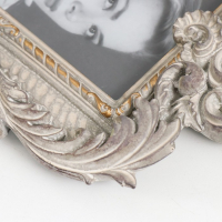 Фоторамка полистоун 10х15 см "Пышные листья" серебристая с золотом 28х18 см