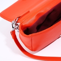 Сумка-мессенджер на магните, цвет оранжевый Сумка-мессенджер на магните, цвет оранжевый