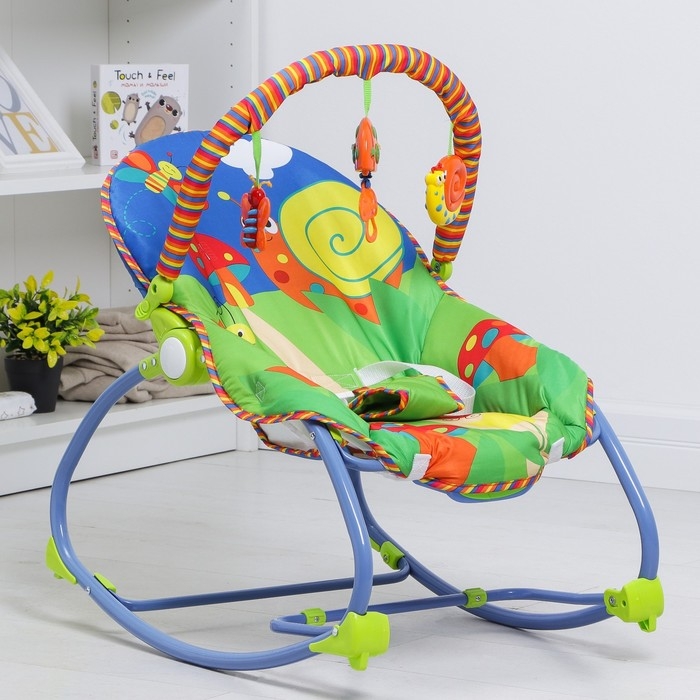 Шезлонг &laquo;Улитка и друзья&raquo;, с погремушками