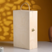 Подарочный ящик 34×21.5×10 см деревянный, с закрывающейся крышкой, с ручкой Подарочный ящик 34×21.5×10 см деревянный, с закрывающейся крышкой, с ручкой