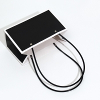 Сумка для цветов черная влагостойкая, 22x10.5x13.5 см Сумка для цветов черная влагостойкая, 22x10.5x13.5 см