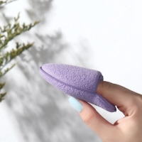 Спонж для умывания «Капелька», 9 × 6 см, с карманом, цвет МИКС Спонж для умывания «Капелька», 9 × 6 см, с карманом, цвет МИКС