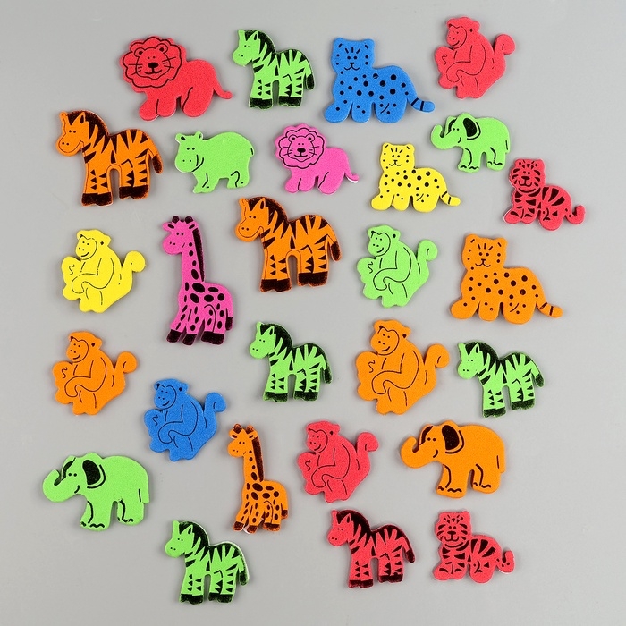 Набор фигурок из EVA на клеевой основе Набор фигурок из EVA на клеевой основе "Животные", 13 гр, цвет МИКС