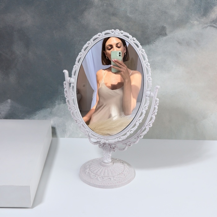 Зеркало настольное &laquo;Овал&raquo;, двустороннее, с увеличением, зеркальная поверхность 11 &times; 15,5 см, цвет белый