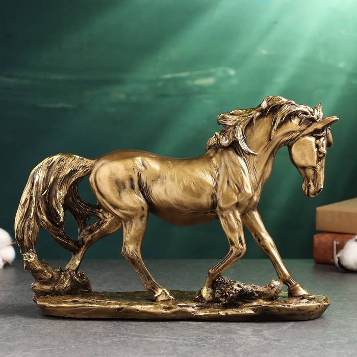 Фигура Фигура "Лошадь на камне" 23х33х8см, бронза