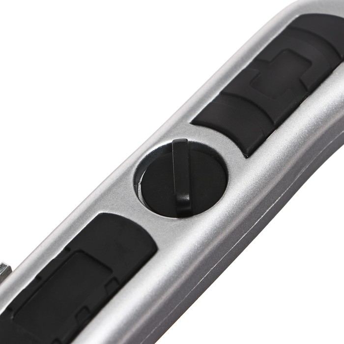 Нож универсальный трапециевидный 19мм, фиксатор, корпус металл, Zinc-alloy, TOP Нож универсальный трапециевидный 19мм, фиксатор, корпус металл, Zinc-alloy, TOP