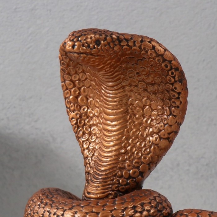 Копилка Копилка "КОБРА НА СУНДУКЕ " 20 х17 х 12 см.