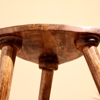 Столик кофейный 38х38х45 см, манговое дерево