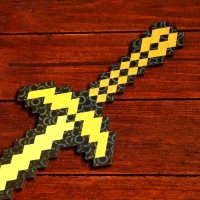 Набор деревянных сувениров "Золотое оружие" щит, меч Набор деревянных сувениров "Золотое оружие" щит, меч