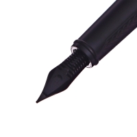 Ручки подарочные 2 штуки в подар коробке (роллер и перьевая) с чернилами 18 мл Ручки подарочные 2 штуки в подар коробке (роллер и перьевая) с чернилами 18 мл