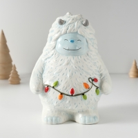 Копилка керамика "Снежный человек с гирляндой" 11,2х13х18 см Копилка керамика "Снежный человек с гирляндой" 11,2х13х18 см