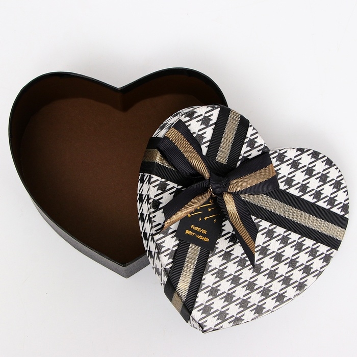 Набор коробок 3 в 1 Сердца 22*20*9/19*17*7,5/16*13,5*6 см