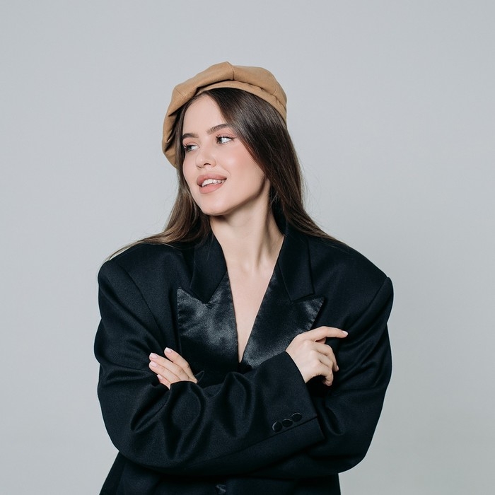 Берет, цвет песочный, р-р 56см Берет, цвет песочный, р-р 56см