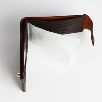 Портмоне мужское на магните, отдел для купюр, карт, монет, цвет коричневый Портмоне мужское на магните, отдел для купюр, карт, монет, цвет коричневый