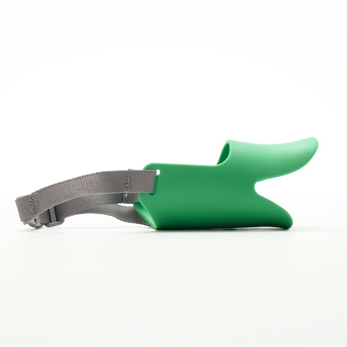 Намордник силиконовый фиксирующий, размер L (ОМ 17 см, ОШ 19-35 см), зелёный Намордник силиконовый фиксирующий, размер L (ОМ 17 см, ОШ 19-35 см), зелёный