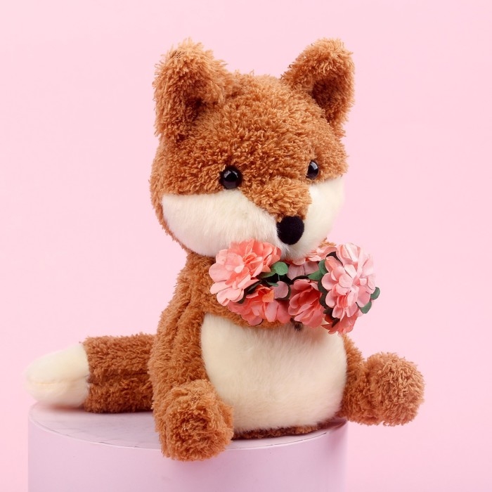 Мягкая игрушка &laquo;Лисёнок с цветами&raquo;