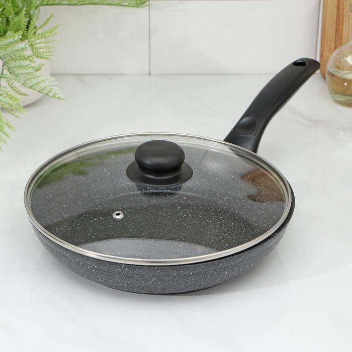 Сковорода Доляна &laquo;Элит&raquo;, d=24 см, литой алюминий, стеклянная крышка, антипригарное покрытие, цвет серый