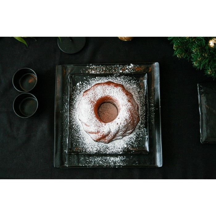 Соусник фарфоровый Magistro Соусник фарфоровый Magistro "Pietra lunare", 6,8×3,7 см, цвет чёрный