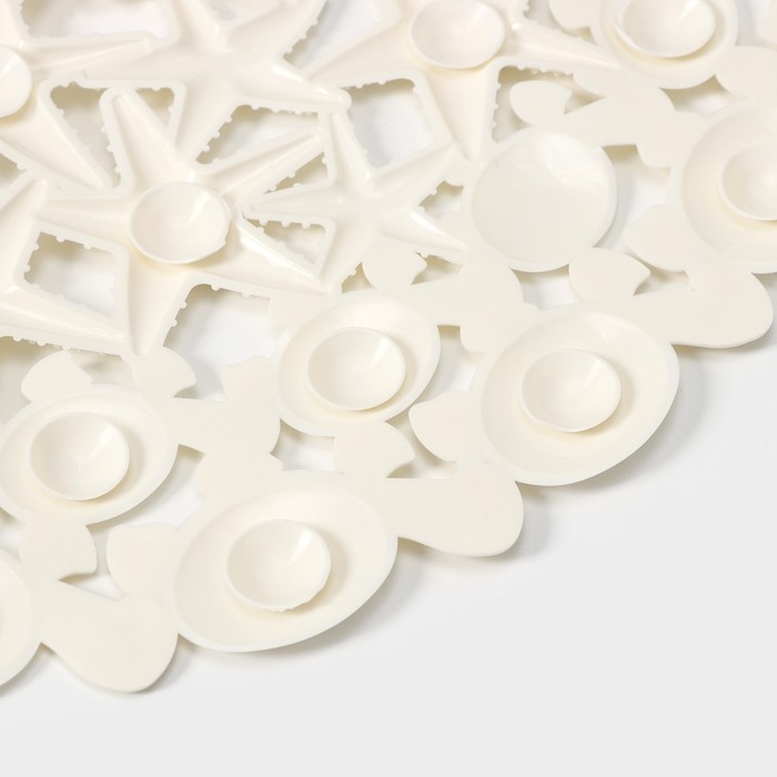 Коврик противоскользящий в ванну на присосках Доляна &laquo;Прибрежье&raquo;, 38&times;68 см, цвет белый