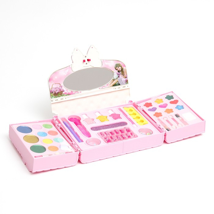 Набор косметики для девочки «Чемоданчик» Набор косметики для девочки «Чемоданчик»