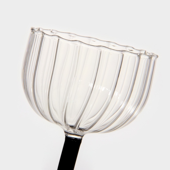 Бокал для коктейлей стеклянный Shape, 200 мл, 8×14,5 см Бокал для коктейлей стеклянный Shape, 200 мл, 8×14,5 см