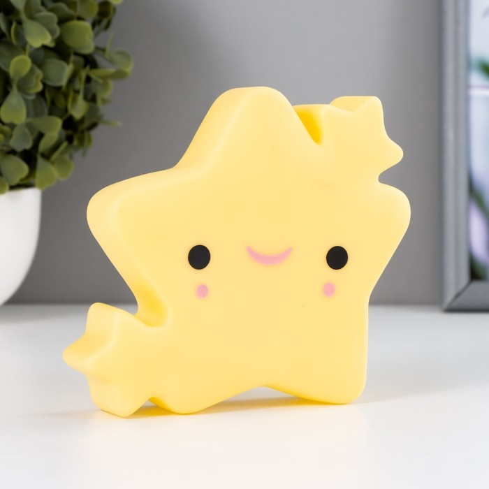 Ночник Ночник "Звезда" LED жёлтый 14,5х3х12 см RISALUX